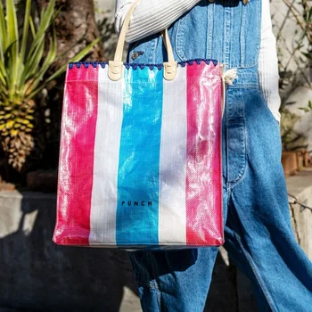 Летом 2023 года Новая высококачественная дизайнерская сумка из ПВХ с тканевой текстурой, модная сумка-мессенджер на одно плечо, женская сумочка и сумки